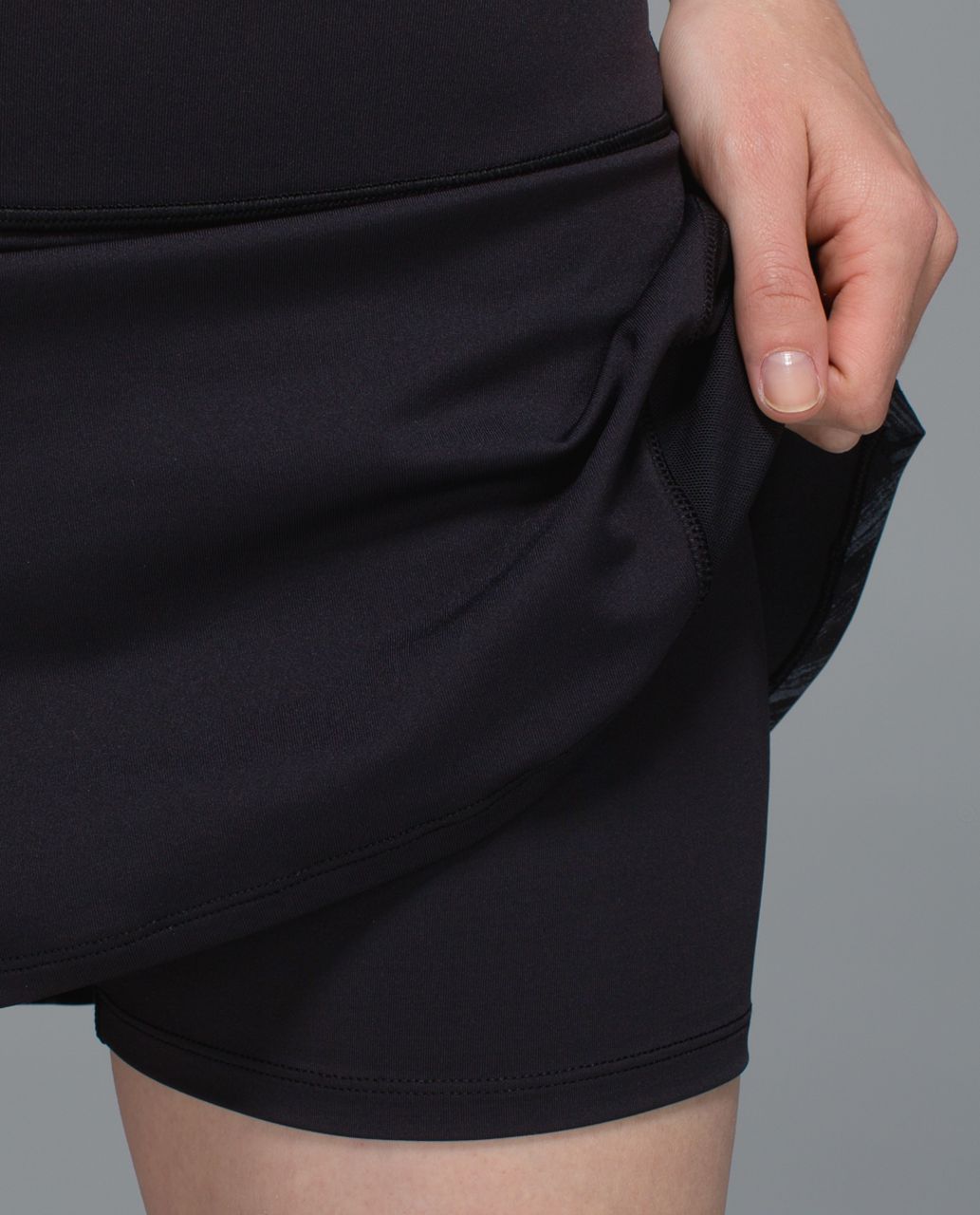 Lululemon Ace Skirt - Black / Scratch Match Black Multi