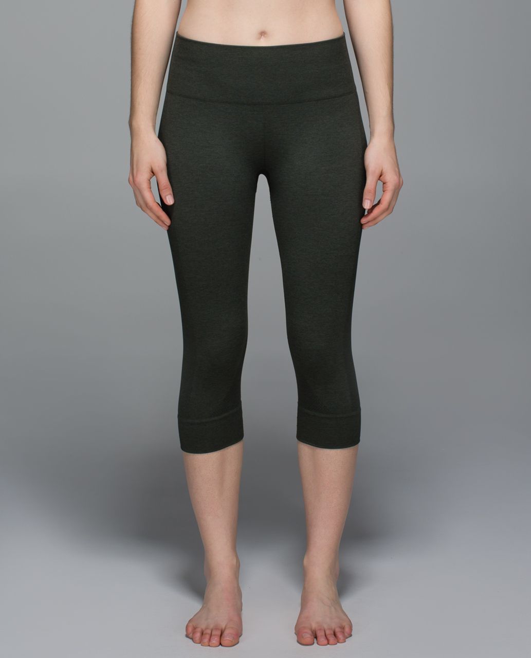 Lululemon Seamlessly Street Crop - Heathered Gator Green