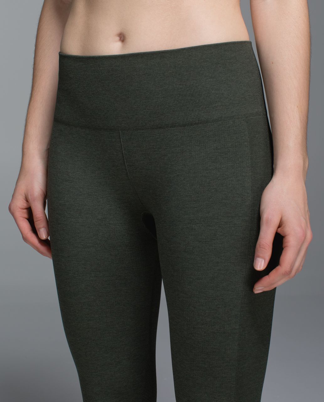 Lululemon Seamlessly Street Crop - Heathered Gator Green