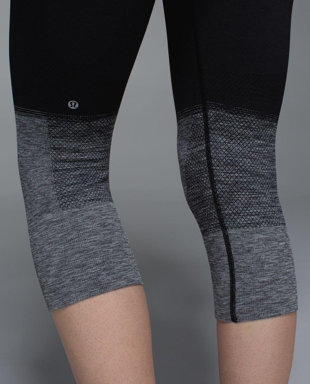 Lululemon Seamlessly Street Crop - Heathered Black