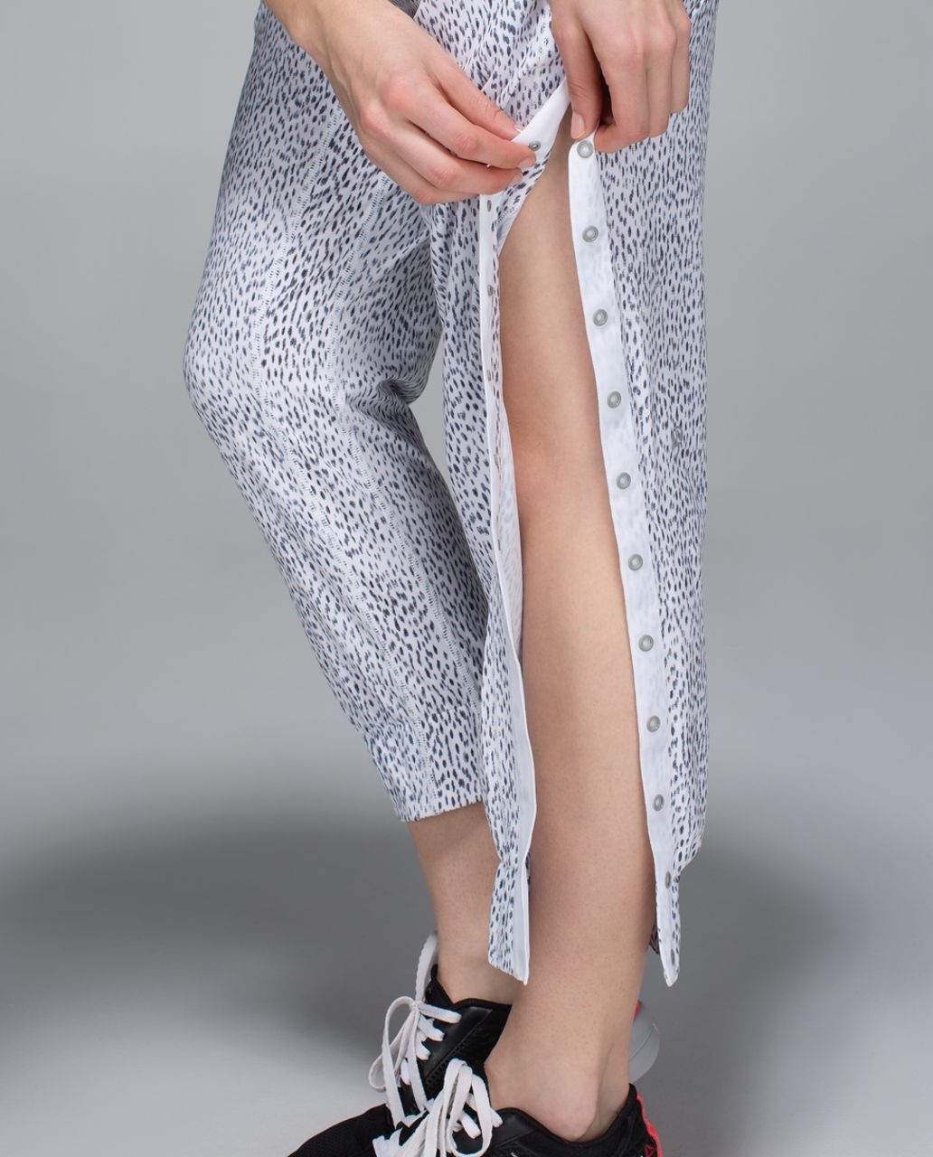 lululemon breakaway pants