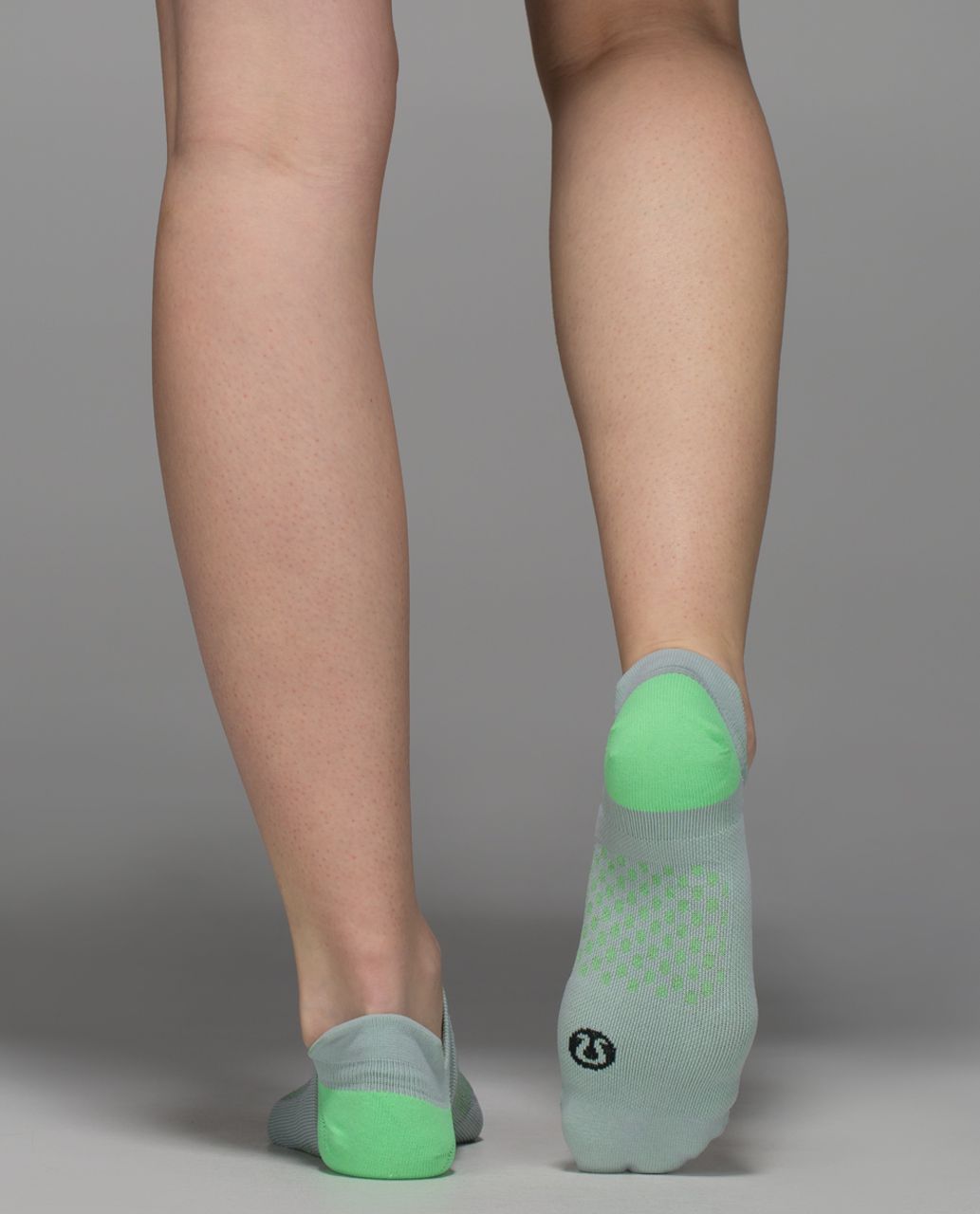 Lululemon Women's Ultimate No Show Run Sock *Silver - Court Dot Silver Fox Pistachio