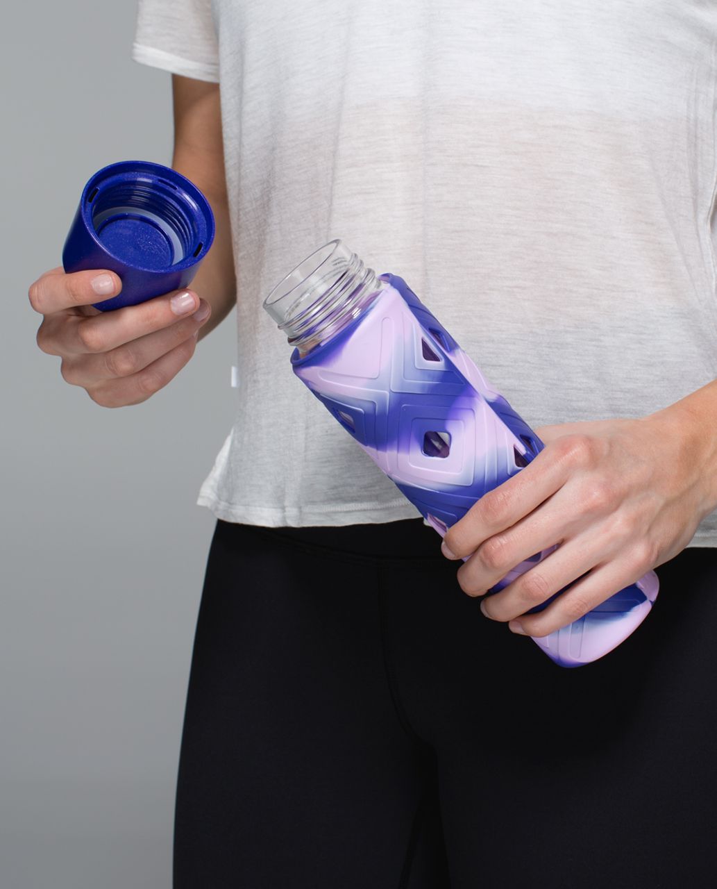 Lululemon Pure Focus Glass Water Bottle - Iris Flower / Pretty