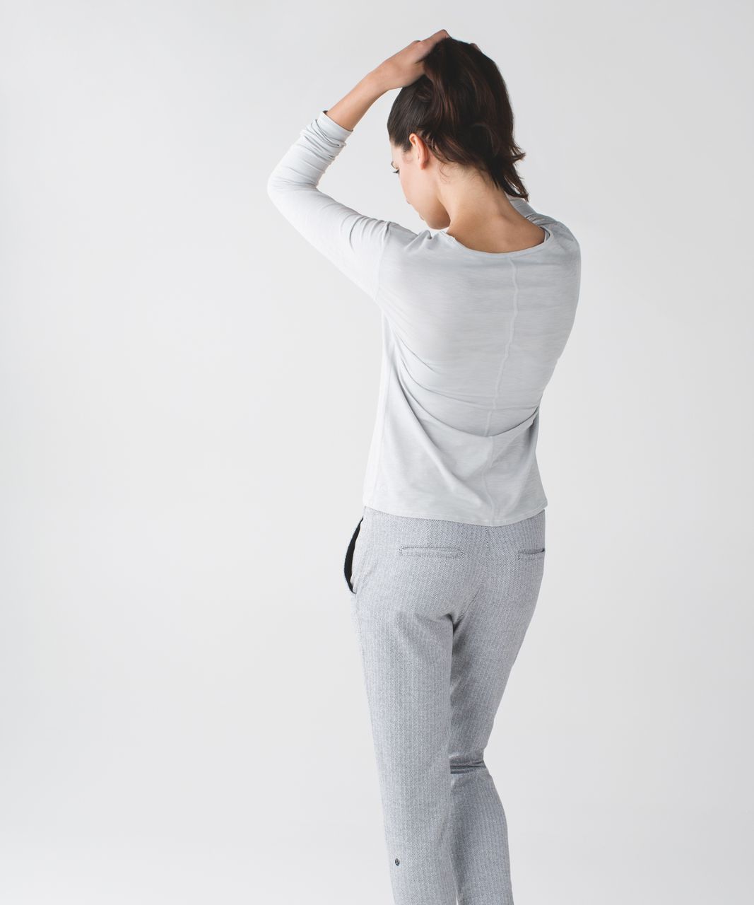 Lululemon Superb Long Sleeve Tee - Silver Spoon