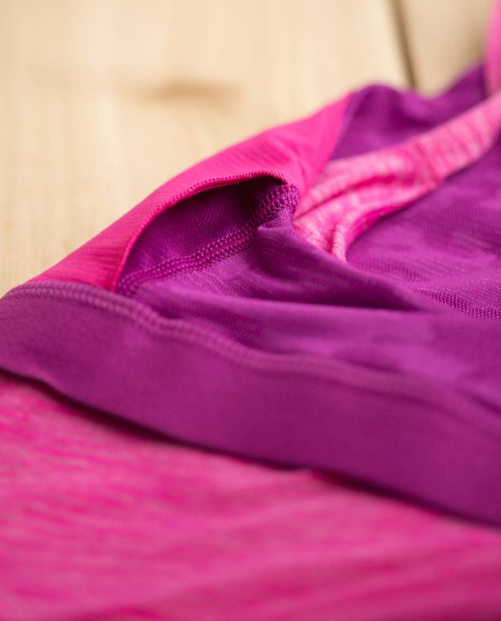 Lululemon Run For Gold Tank - Heathered Jewelled Magenta / Regal Plum