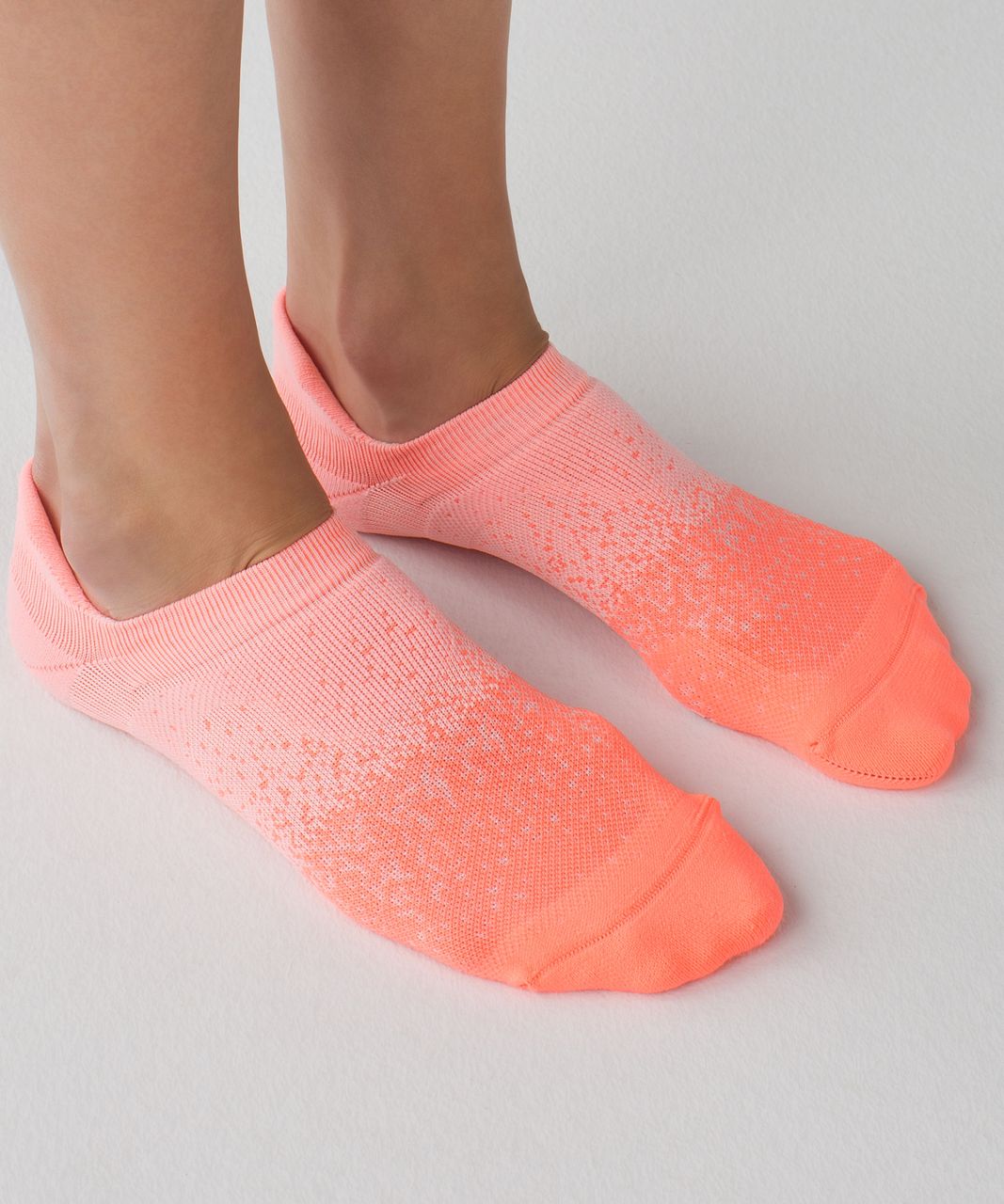 Lululemon Women's Ultimate No Show Run Sock - Dipped Gradient Very Light Flare Blush Quartz