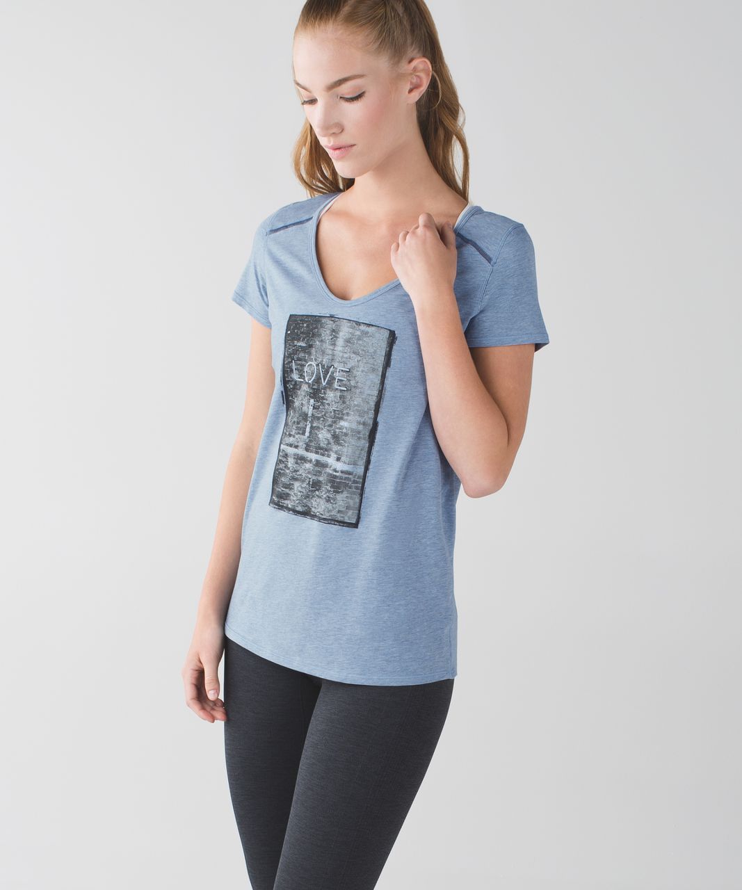 Lululemon Superb Short Sleeve Tee - Heathered Blue Denim / Black