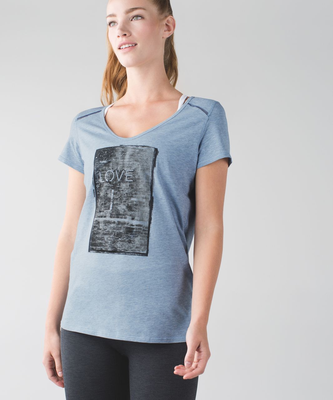 Lululemon Superb Short Sleeve Tee - Heathered Blue Denim / Black