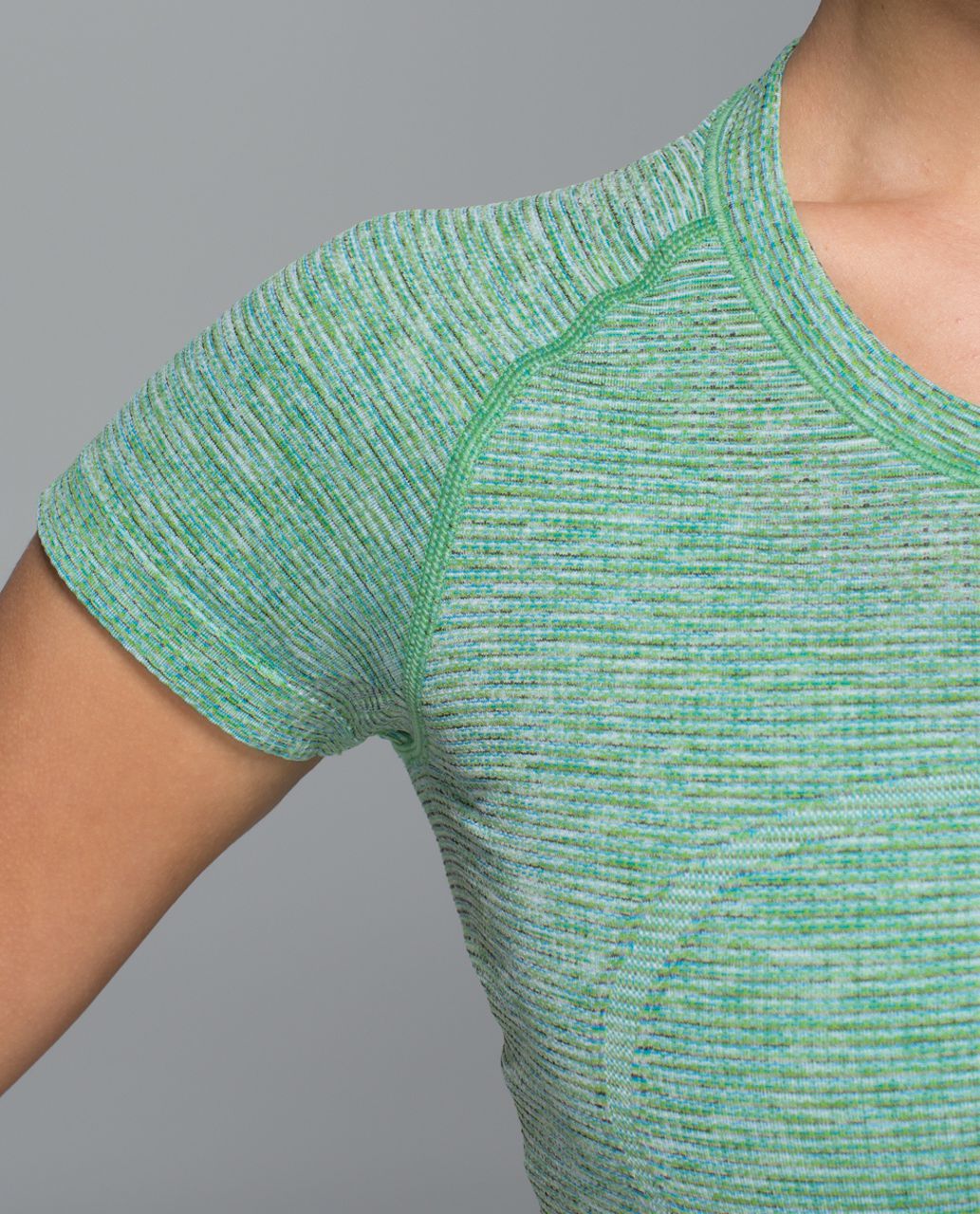 Lululemon Swiftly Tech Short Sleeve Crew - Pistachio / Black