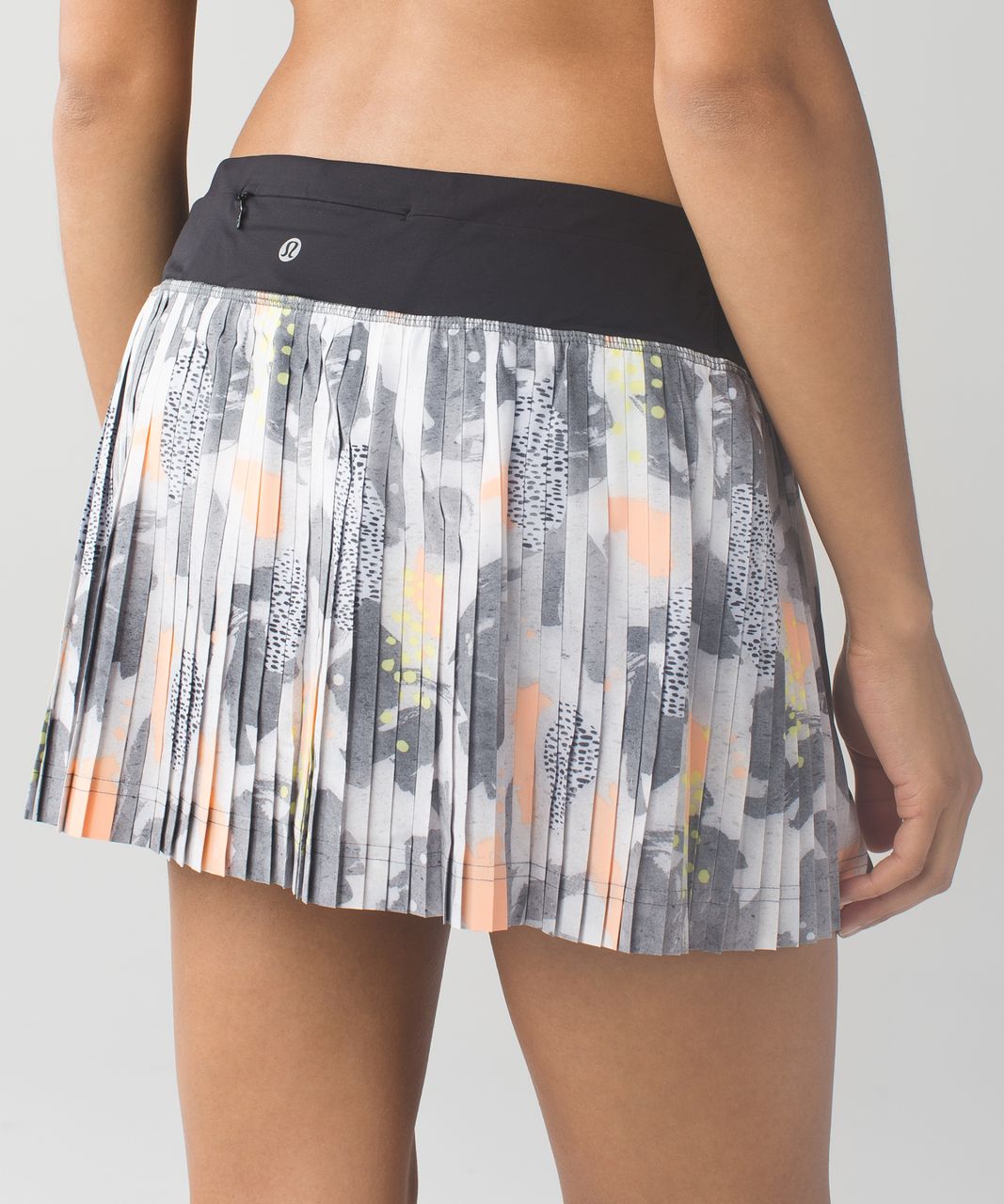 Lululemon Pleat To Street Skirt II - Mini Art Pop White Multi / Black