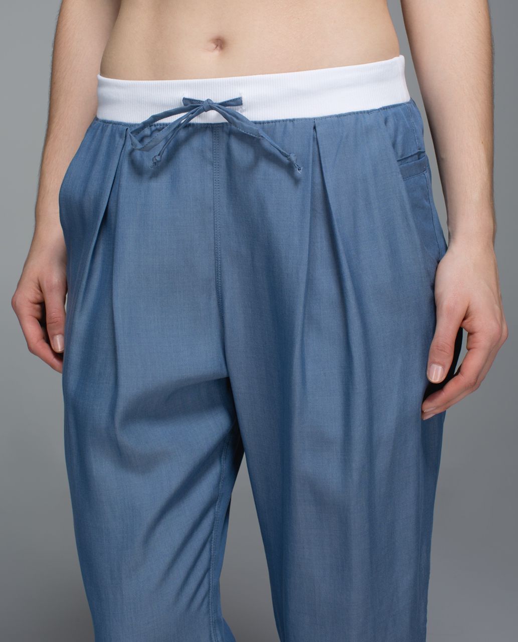 Lululemon City Jogger - Blue Denim / White