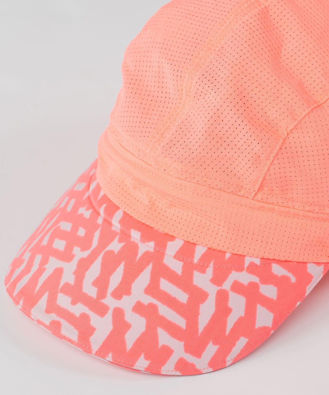 Lululemon Race To Win Run Hat *Mesh - Grapefruit / Net Pop Blush Quartz Grapefruit