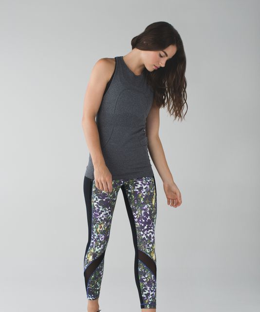 Lululemon Inspire Tight II Mesh Luxtreme Pebbled Alberta Lake Blue (4) :  : Clothing, Shoes & Accessories