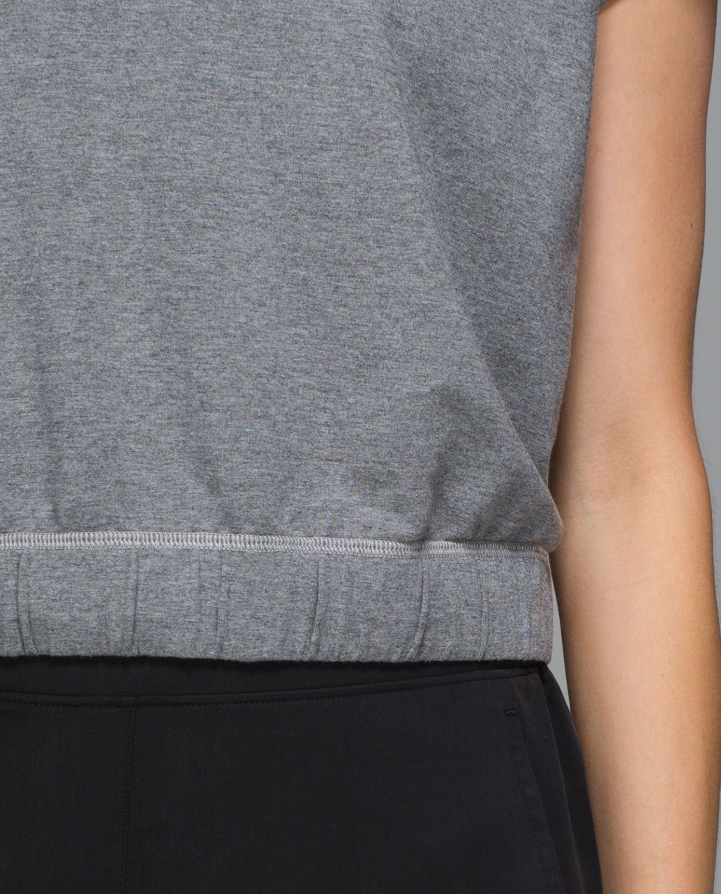 Lululemon Roll Up Crop Top - Heathered Mod Medium Grey