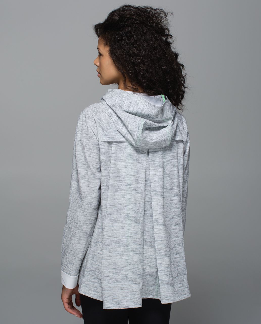 Lululemon Sun Showers Jacket - Mini Oki 