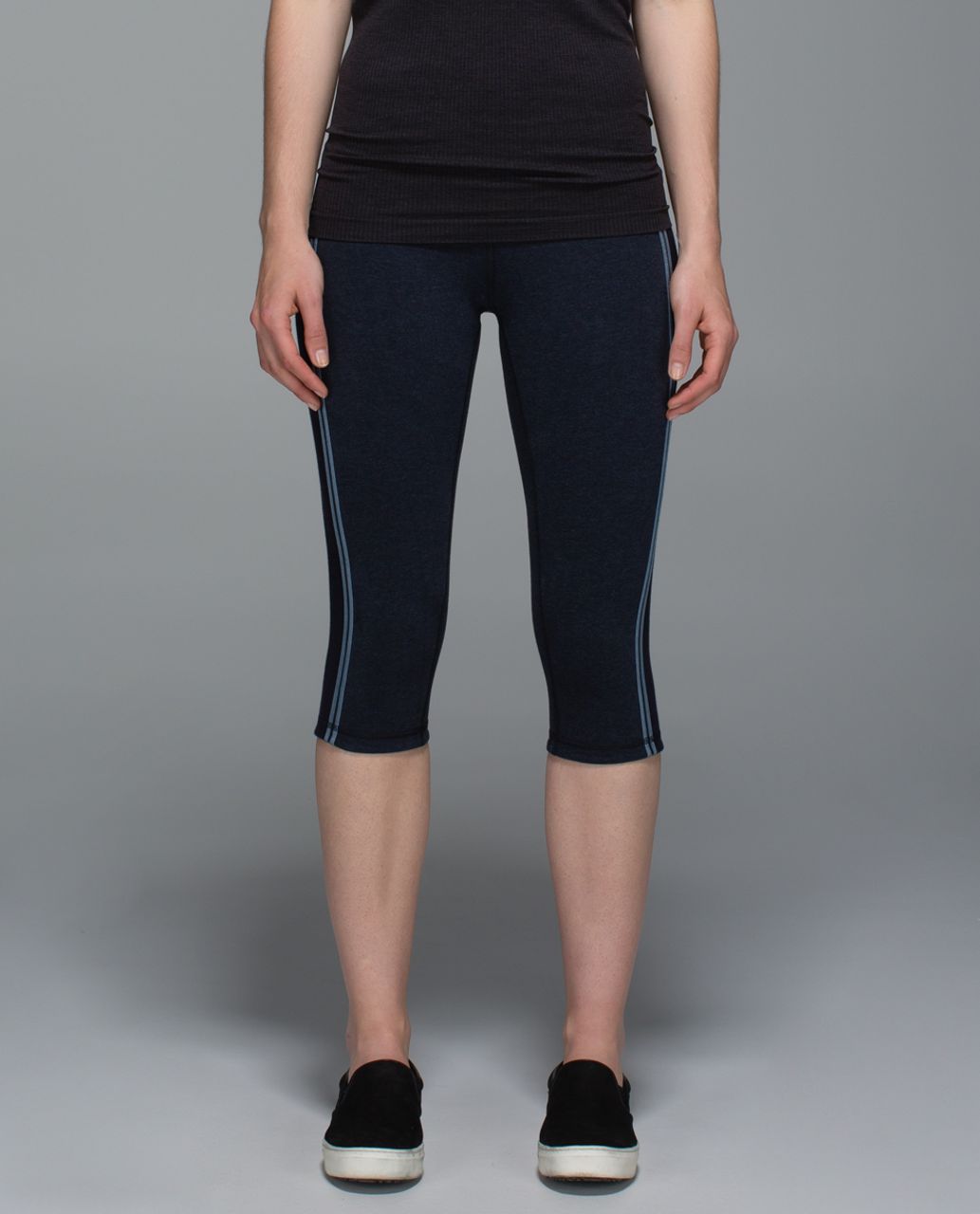 Lululemon Inner Essence Crop - Heathered Naval Blue / Blue Denim