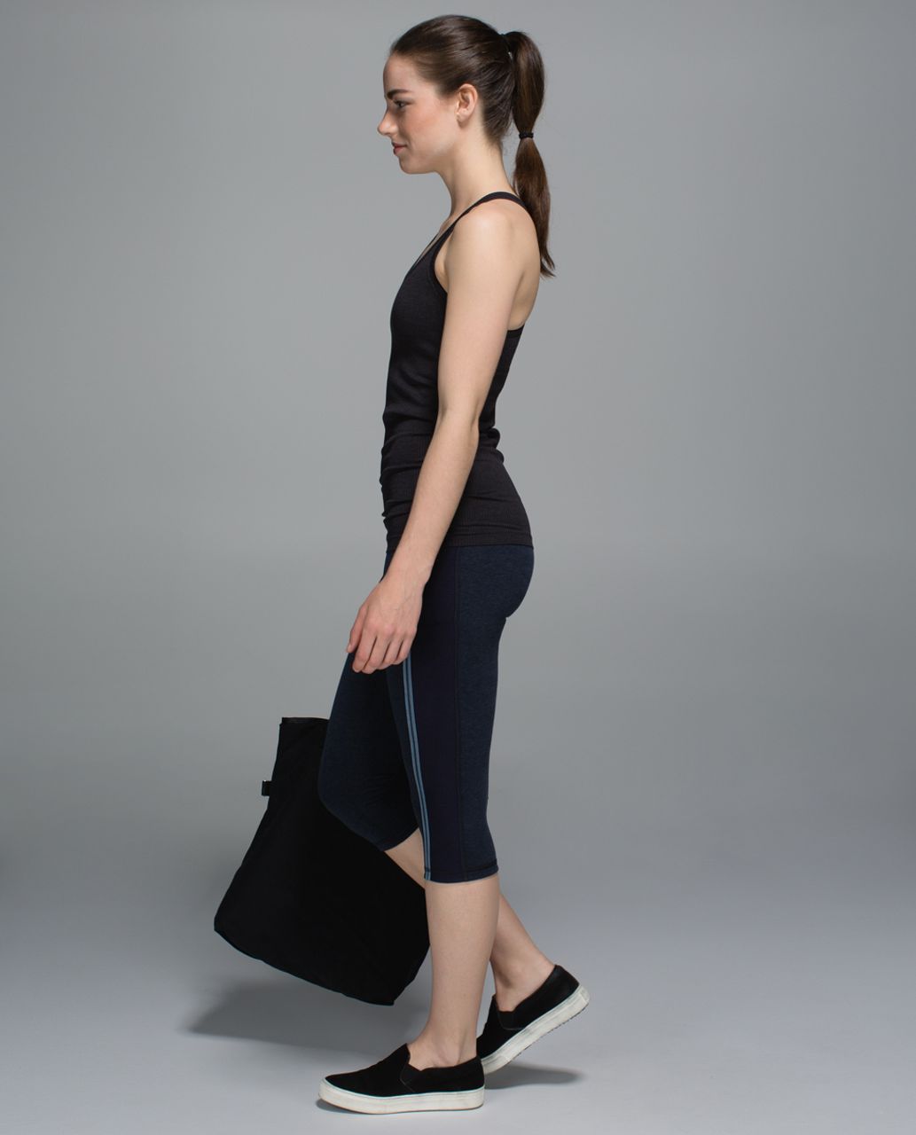 Lululemon Inner Essence Crop - Heathered Naval Blue / Blue Denim