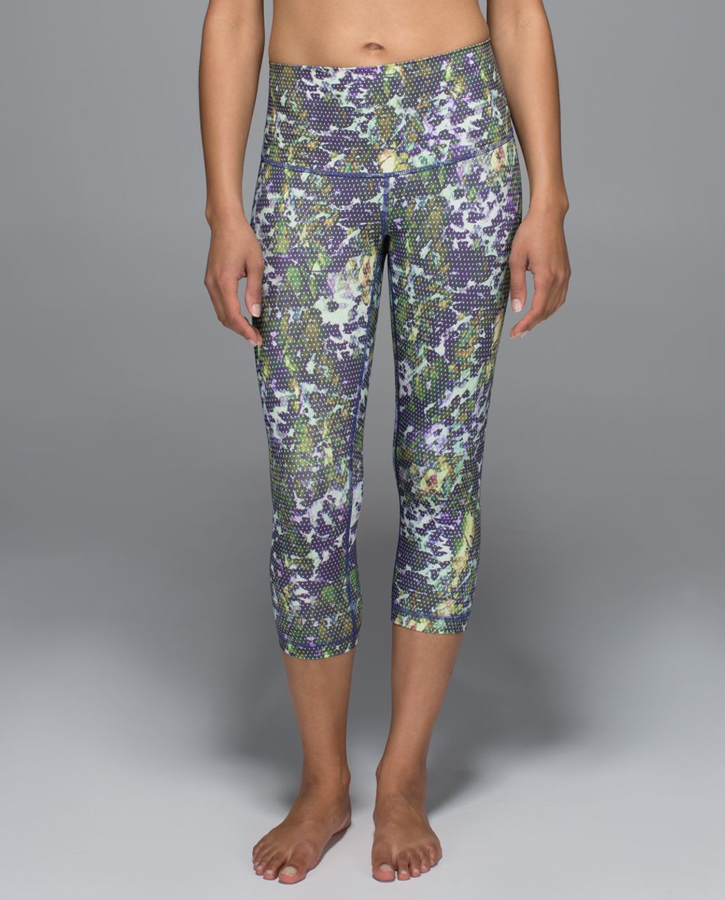 Lululemon Wunder Under Crop II *Full-On Luxtreme (Roll Down) - Floral Sport White Multi