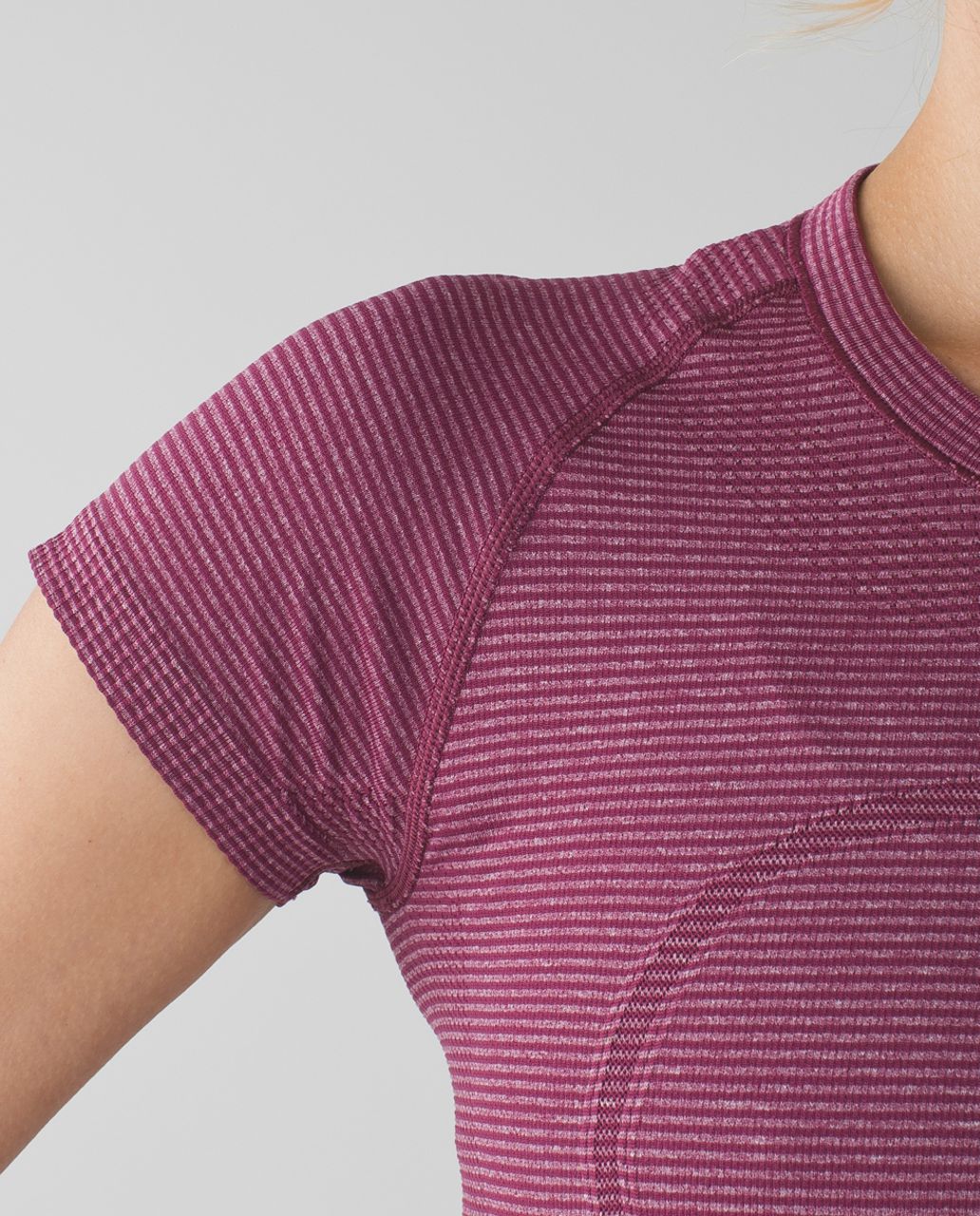 Lululemon Swiftly Tech Short Sleeve Crew - Heathered Dashing Purple