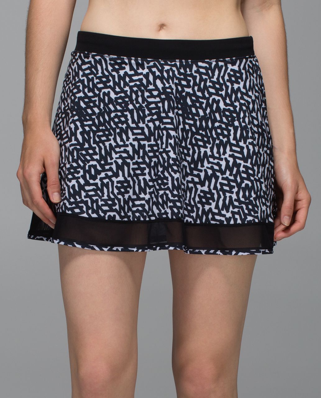 Lululemon Hot Times Skirt - Net Pop White Black / Black