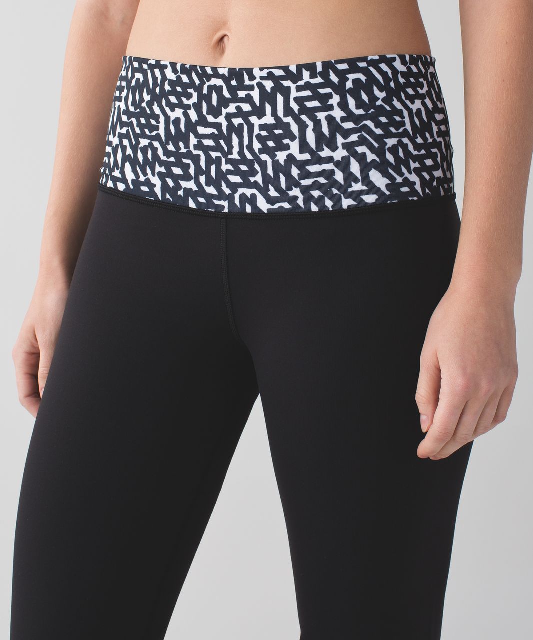 Lululemon Groove Pant II *Full-On Luon (Roll Down - Tall) - Black / Net Pop White Black