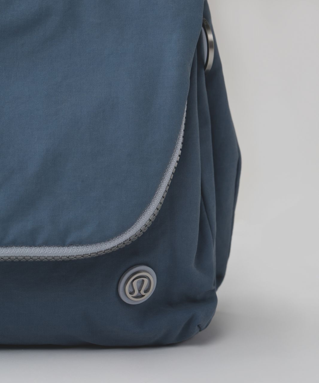 Lululemon Party Om Bag - Blue Denim / Silver Fox