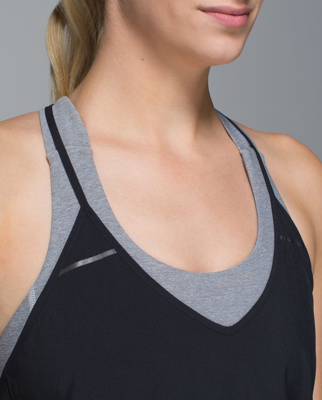 Lululemon Breezy Singlet - Black