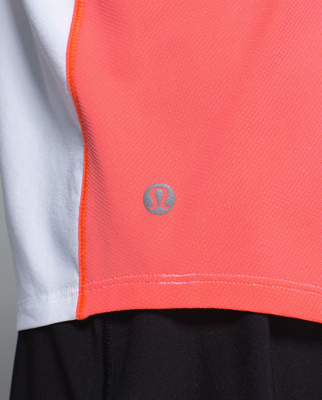 Lululemon Breezy Singlet - White / Grapefruit