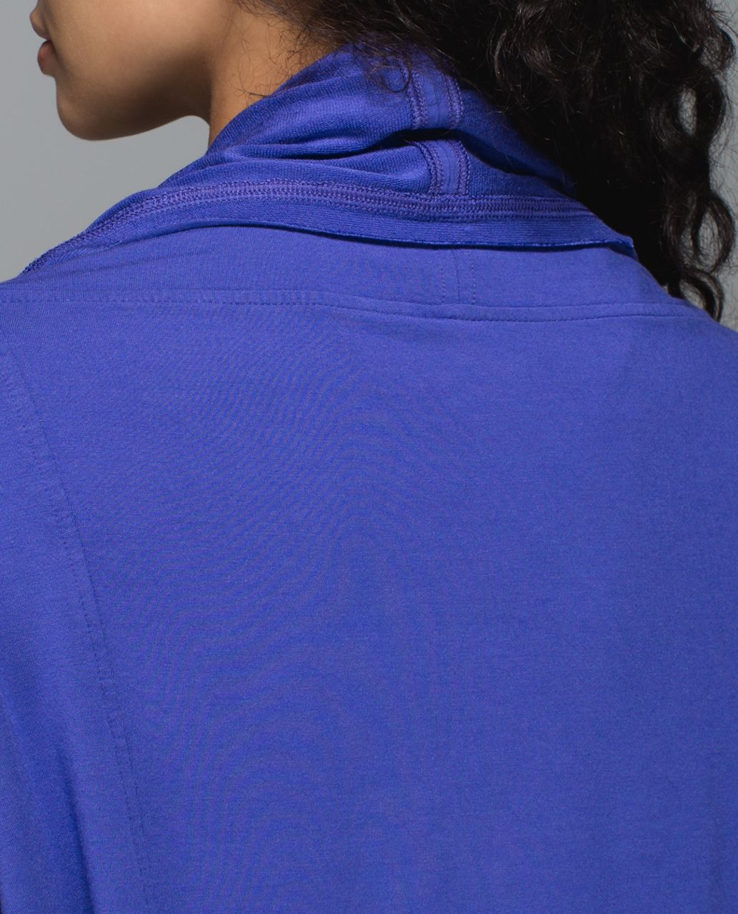 Lululemon To & Flow Wrap - Heathered Mod Iris Flower