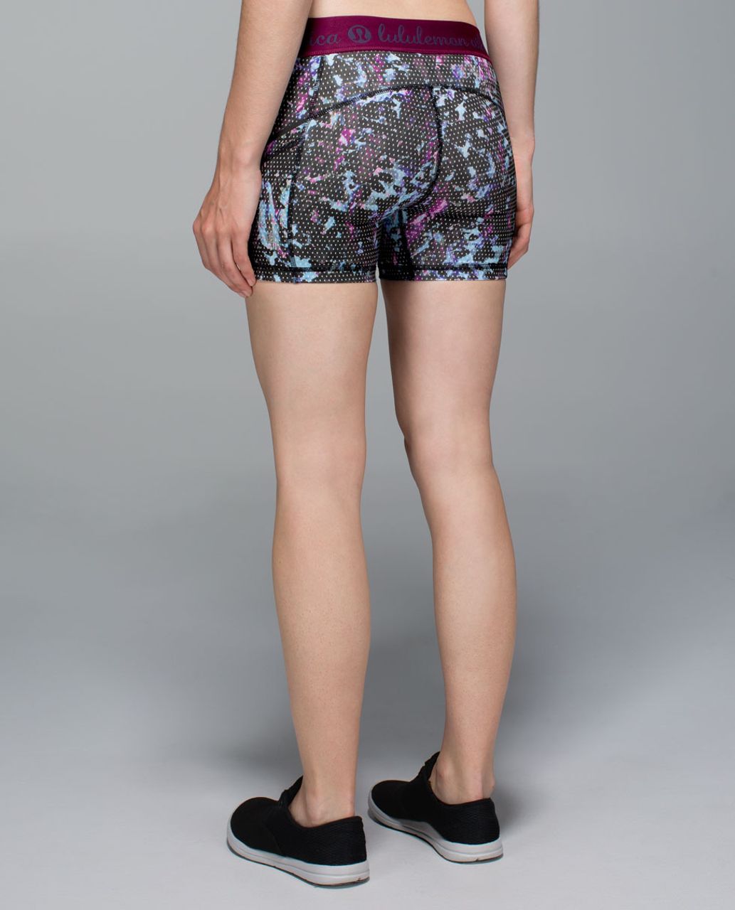 Lululemon What The Sport Short - Floral Sport Tranquil Blue Multi / Dashing Purple