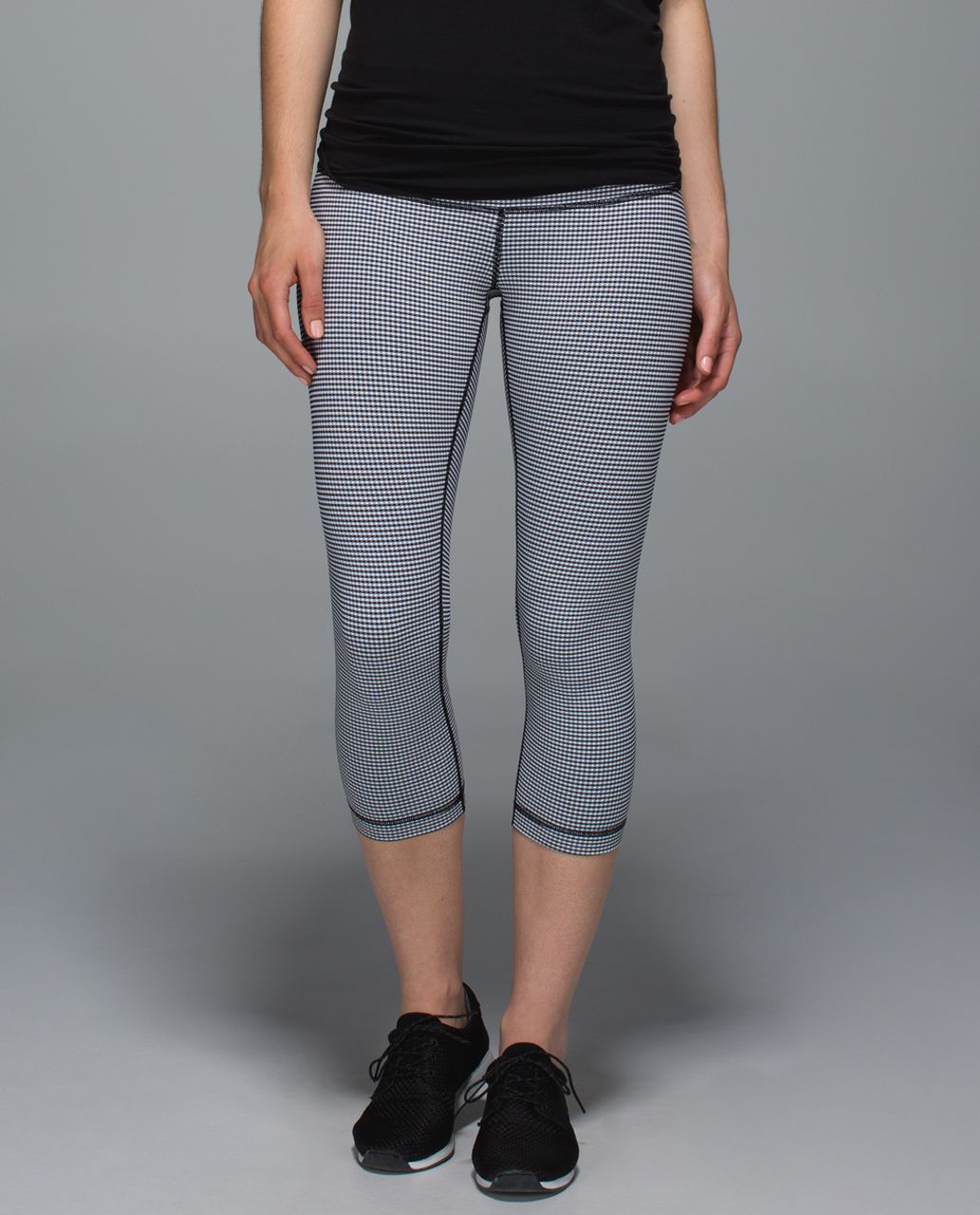 Lululemon Wunder Under Crop II (Roll Down) - Gingham Luon White Black ...