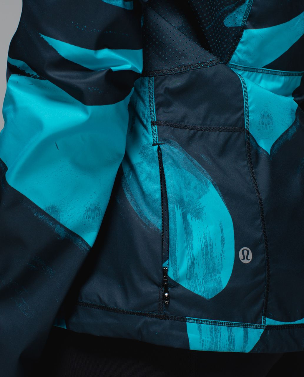 Lululemon Back Pack It Jacket - Back Spin Stroke Peacock Blue Black