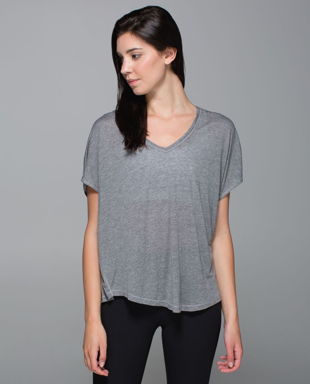 Lululemon Devout Short Sleeve Tee - Heathered Mod Medium Grey