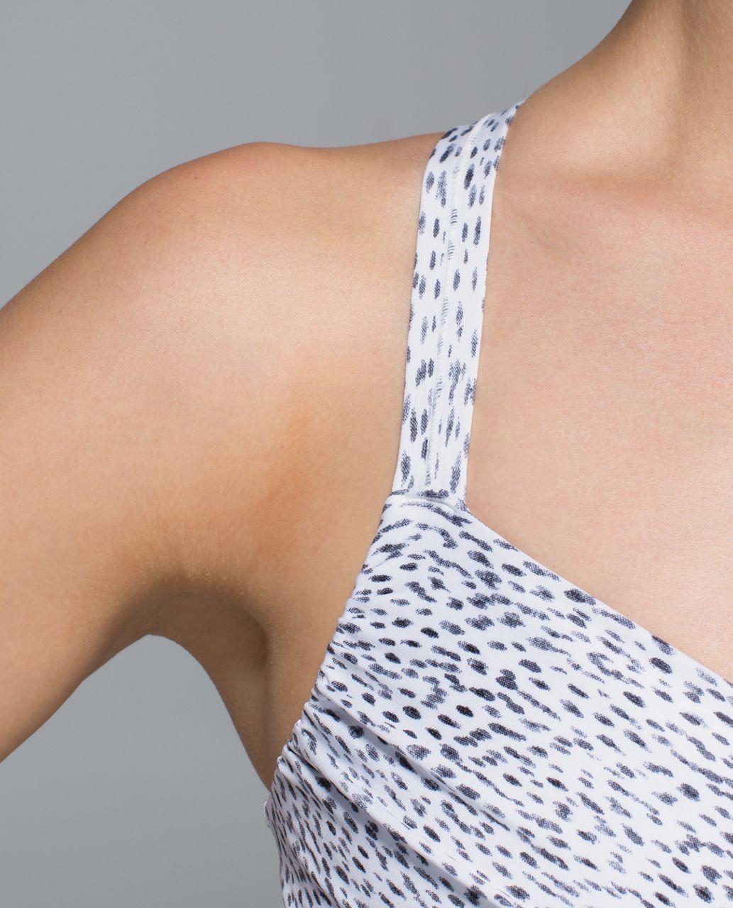 Lululemon Wrap It Up Tank - Dottie Dash White Black / White