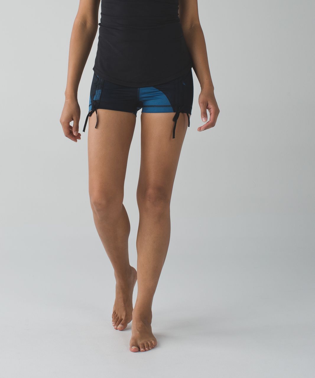 Lululemon Liberty Short - Back Spin Stroke Poseidon Black