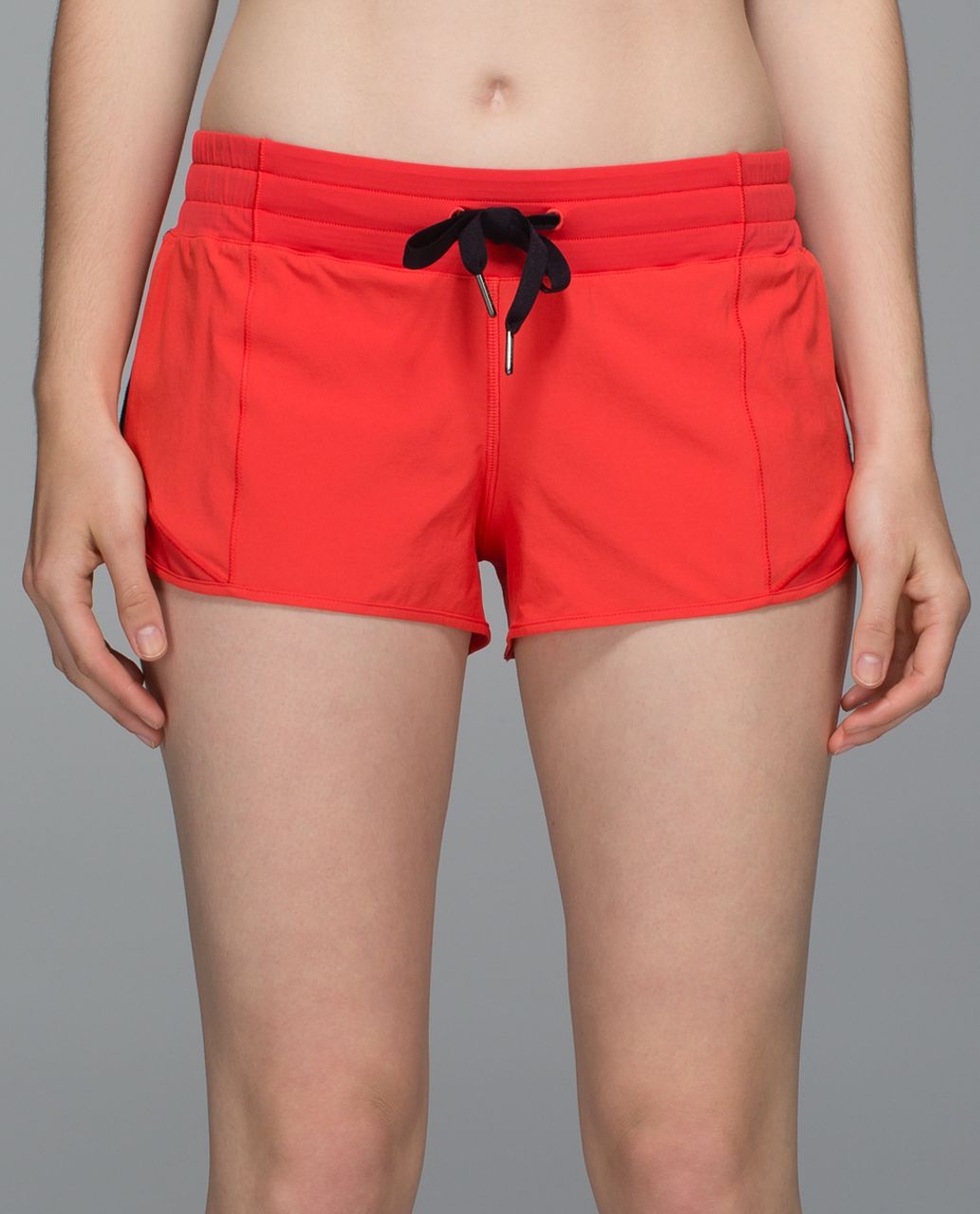 Lululemon Hotty Hot Short *2.5" - Alarming