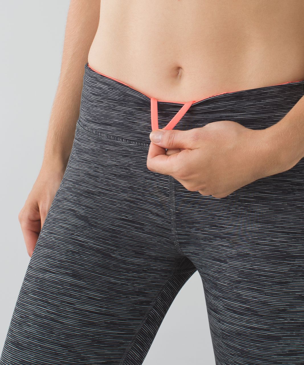 Lululemon Pace Rival Crop - Wee Are From Space Black Slate / Grapefruit