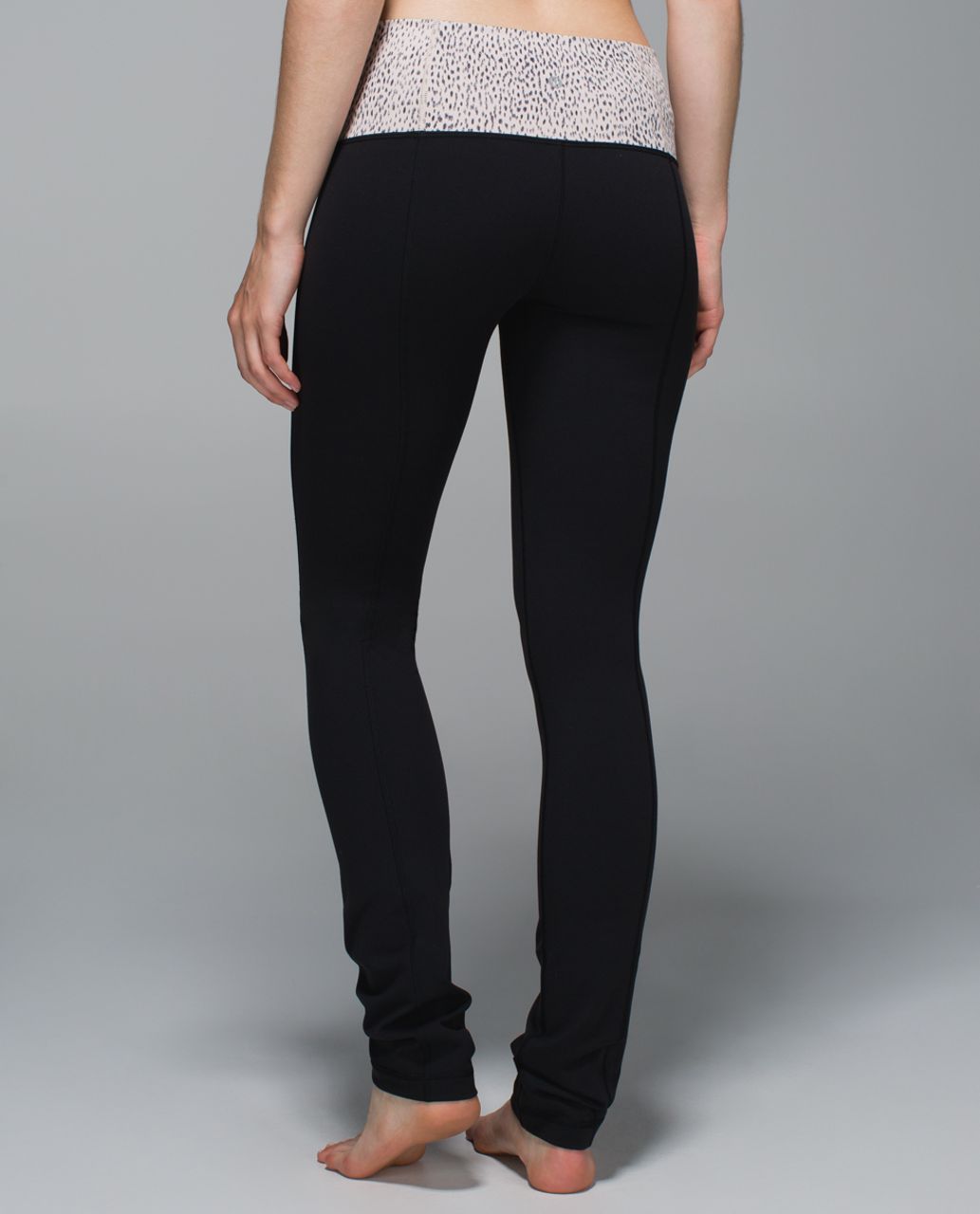 Lululemon Skinny Groove Pant II *Full-On Luon (Roll Down) - Black / Dottie Dash Grain Black