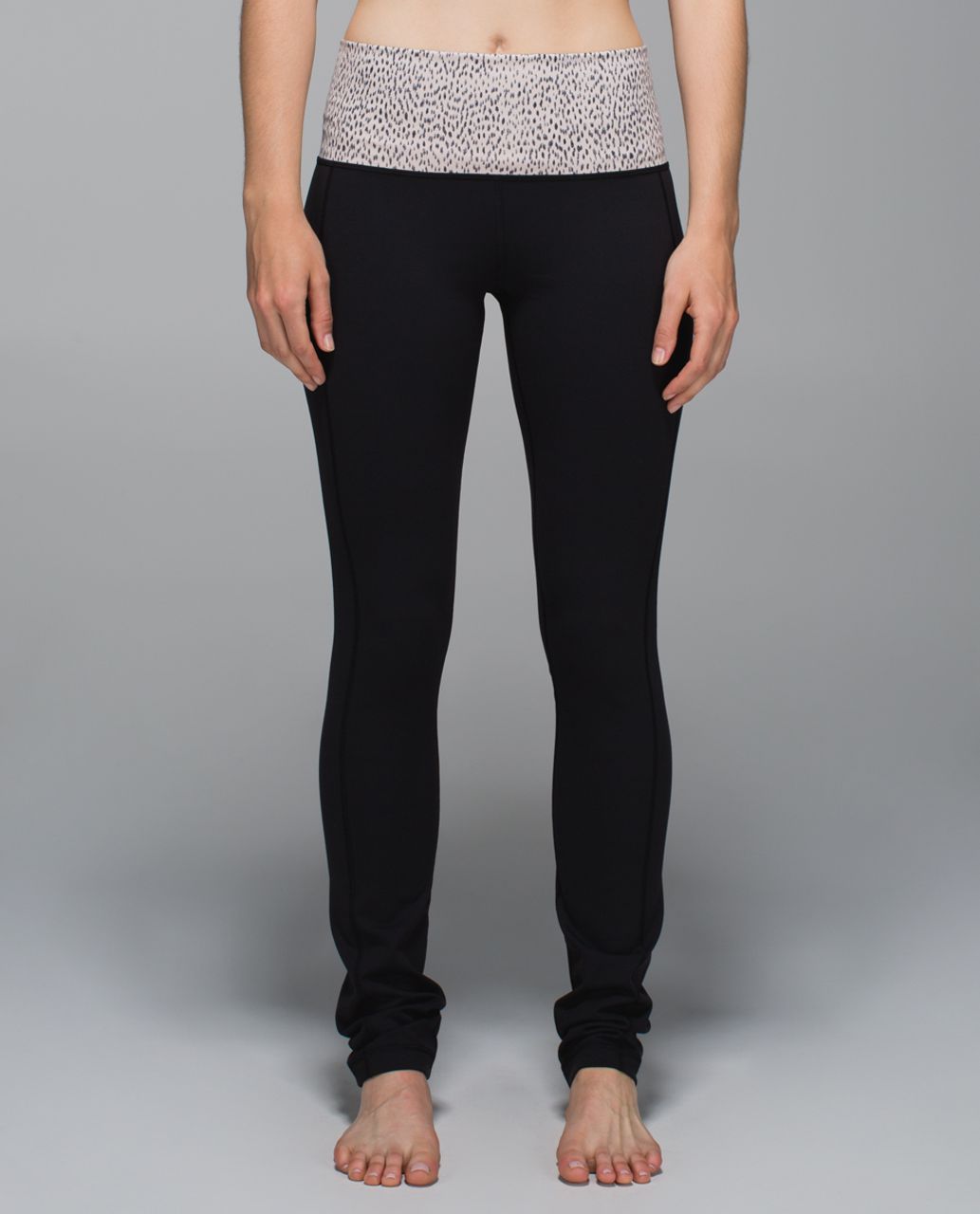 Lululemon Skinny Groove Pant II *Full-On Luon (Roll Down) - Black / Dottie Dash Grain Black