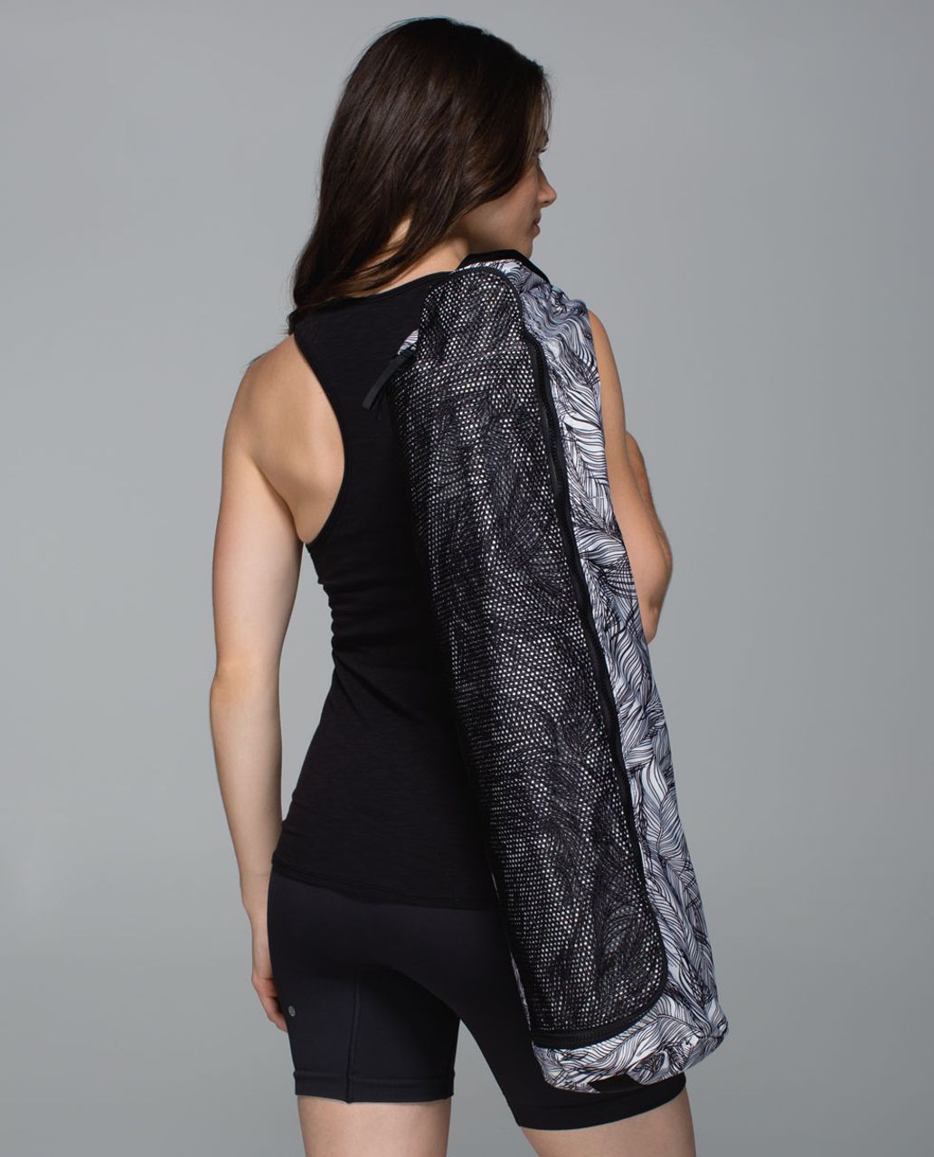 Lululemon Drishti Yoga Tote - Sketchy Palms White Black / Black - lulu  fanatics