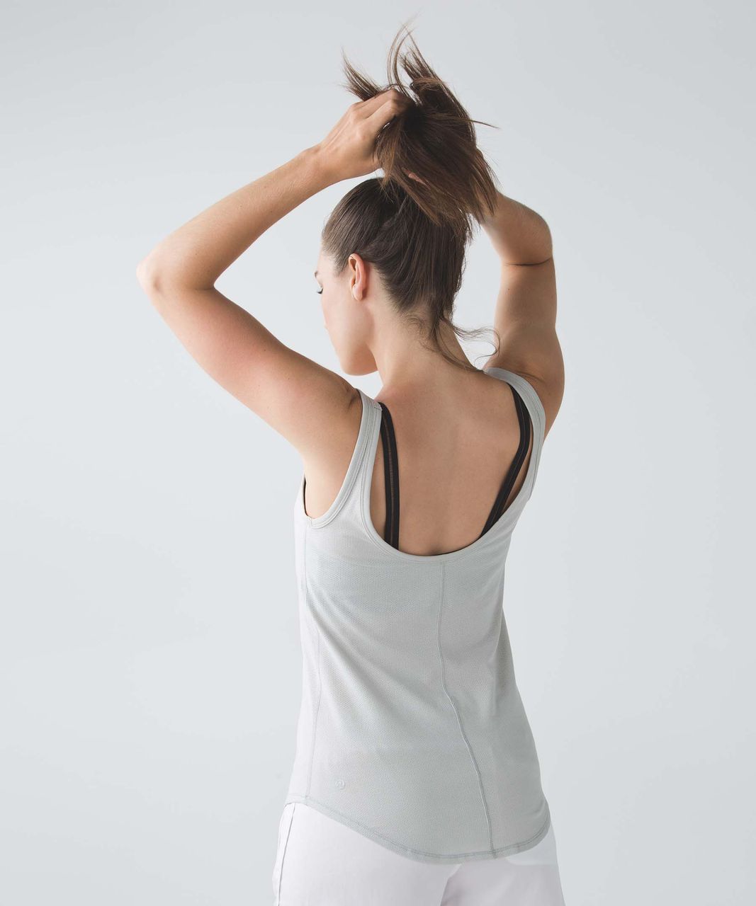 Lululemon Inner Essence Tank - Silver Spoon