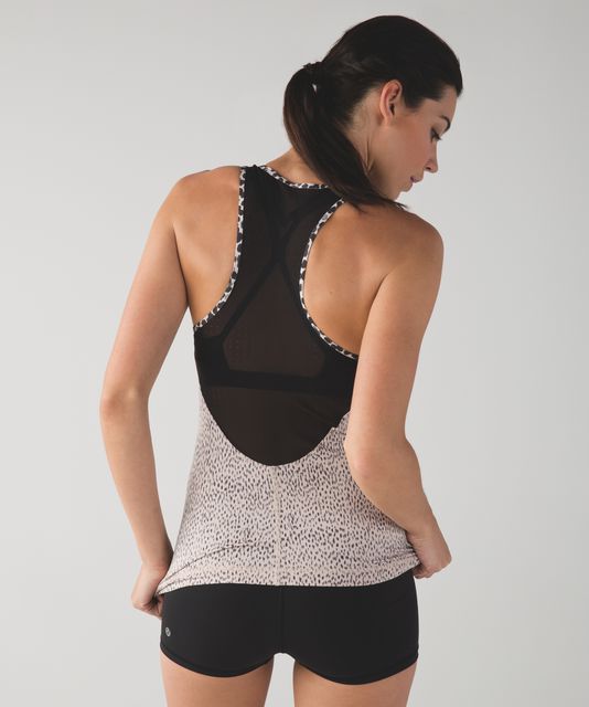 Lululemon Women's Tanks - lulu fanatics