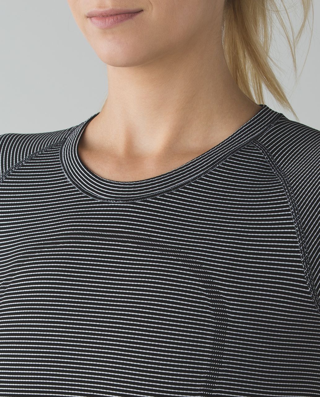 Lululemon Swiftly Tech Short Sleeve Crew - Hyper Stripe Black