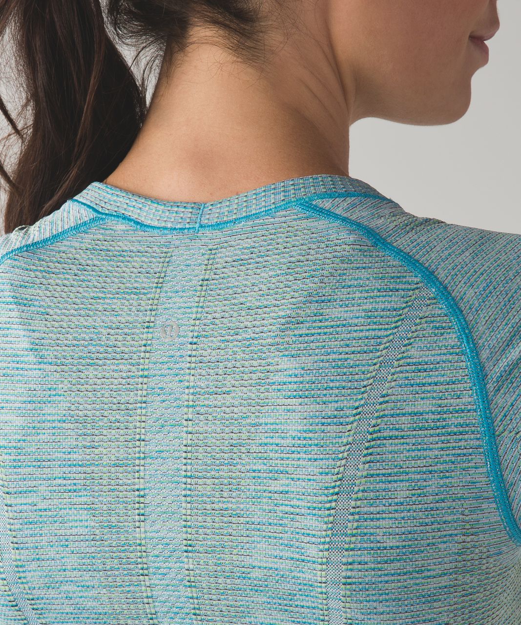 Lululemon Swiftly Tech Short Sleeve Crew - Peacock Blue / Tranquil Blue