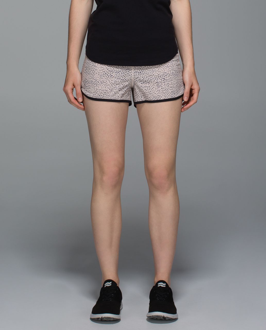 Lululemon Run:  Speed Short *4-way Stretch - Dottie Dash Grain Black / Black