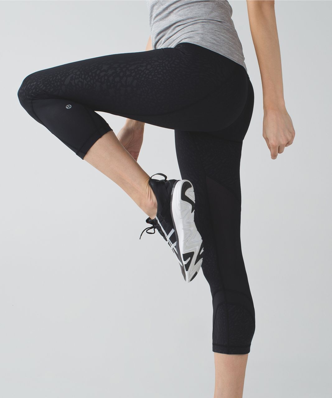 lululemon crop leggings with pockets