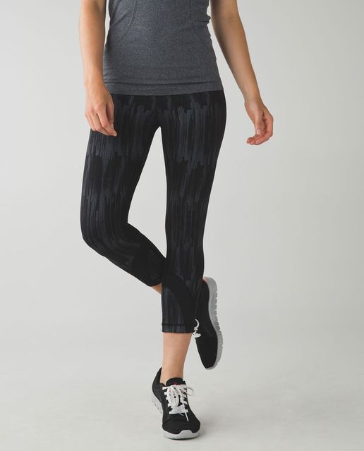 Lululemon Inspire Crop II *Luxtreme - Black - lulu fanatics