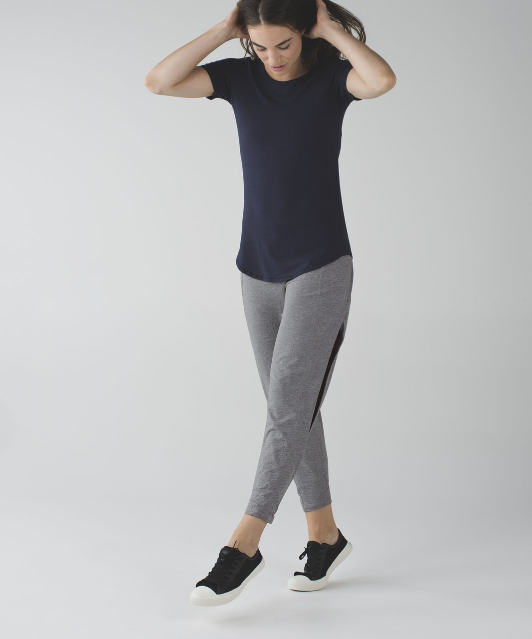 Lululemon Find Your Mantra Pant - Heathered Medium Grey / Heathered Dark  Grey - lulu fanatics