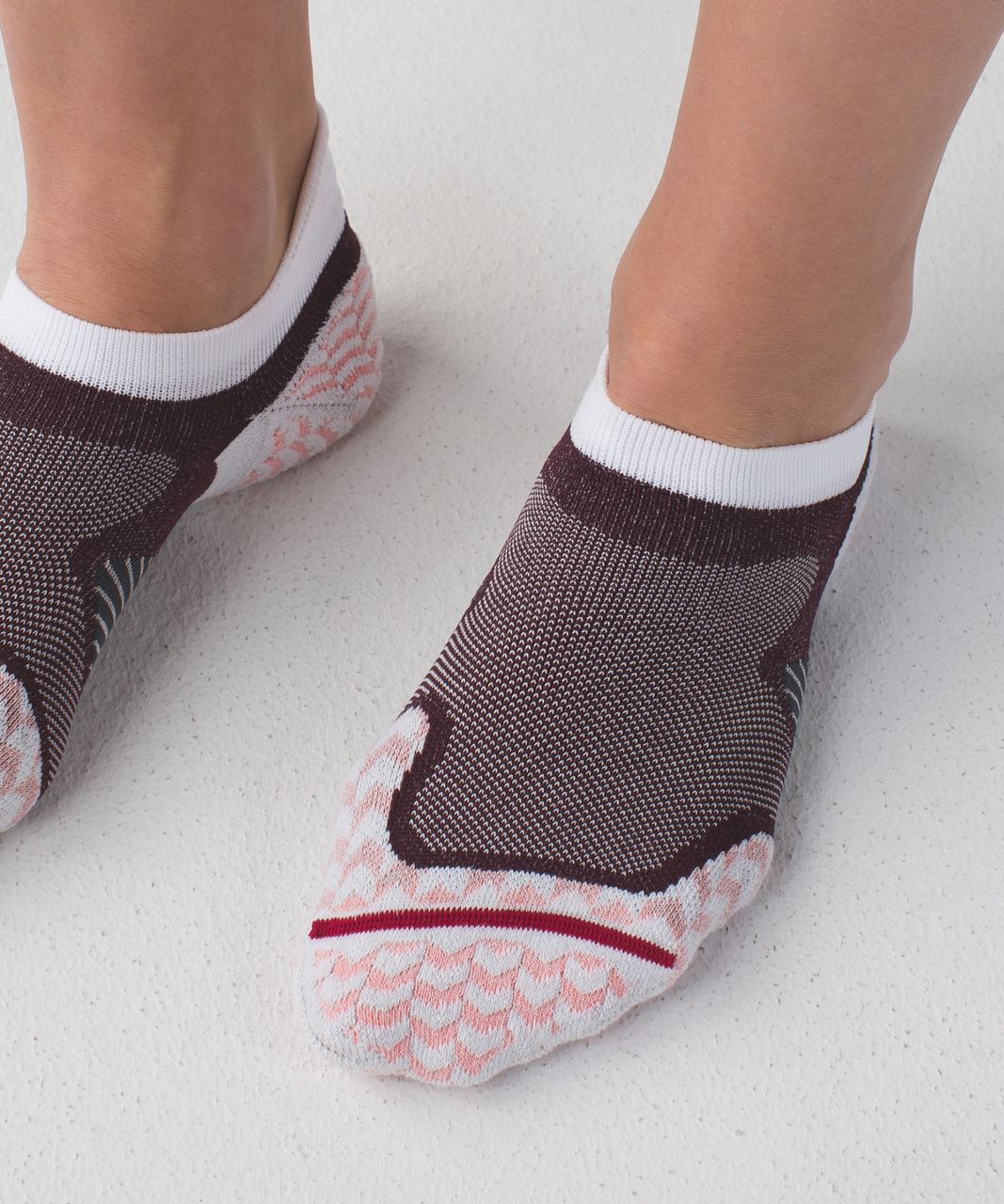 Lululemon Speed Sock *Silver - Bordeaux Drama / Plum Peach / Cranberry