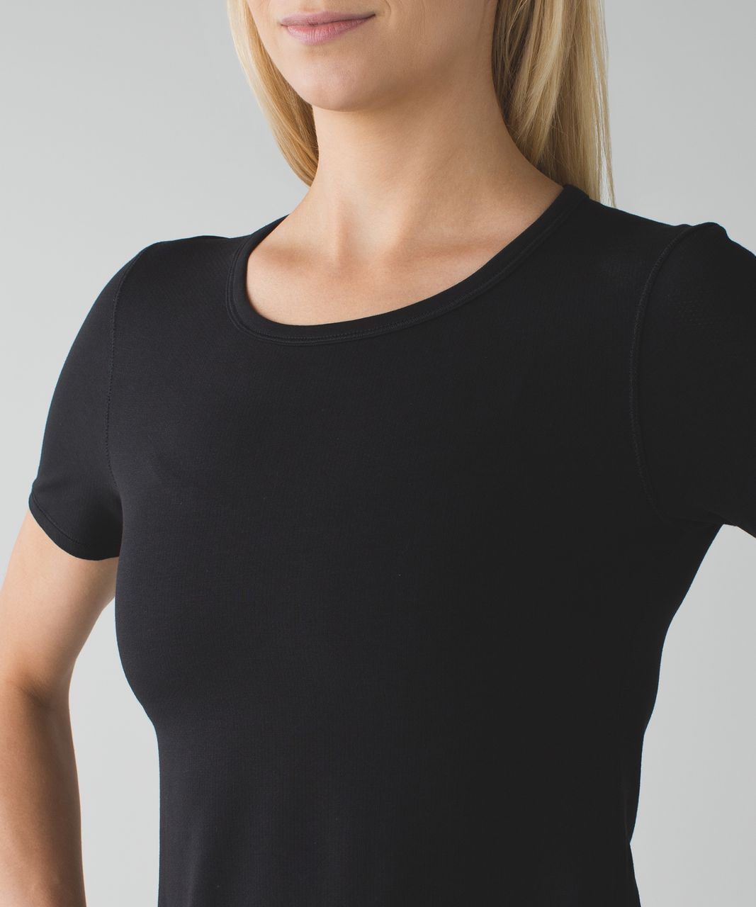 Lululemon Inner Essence Short Sleeve Tee - Black